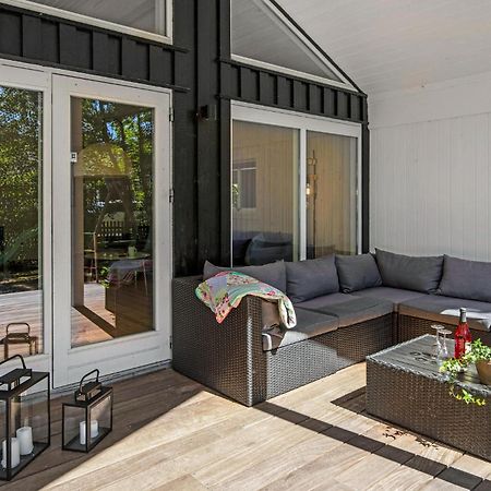 Awesome Home In Nexo With Sauna Snogebaek Екстер'єр фото