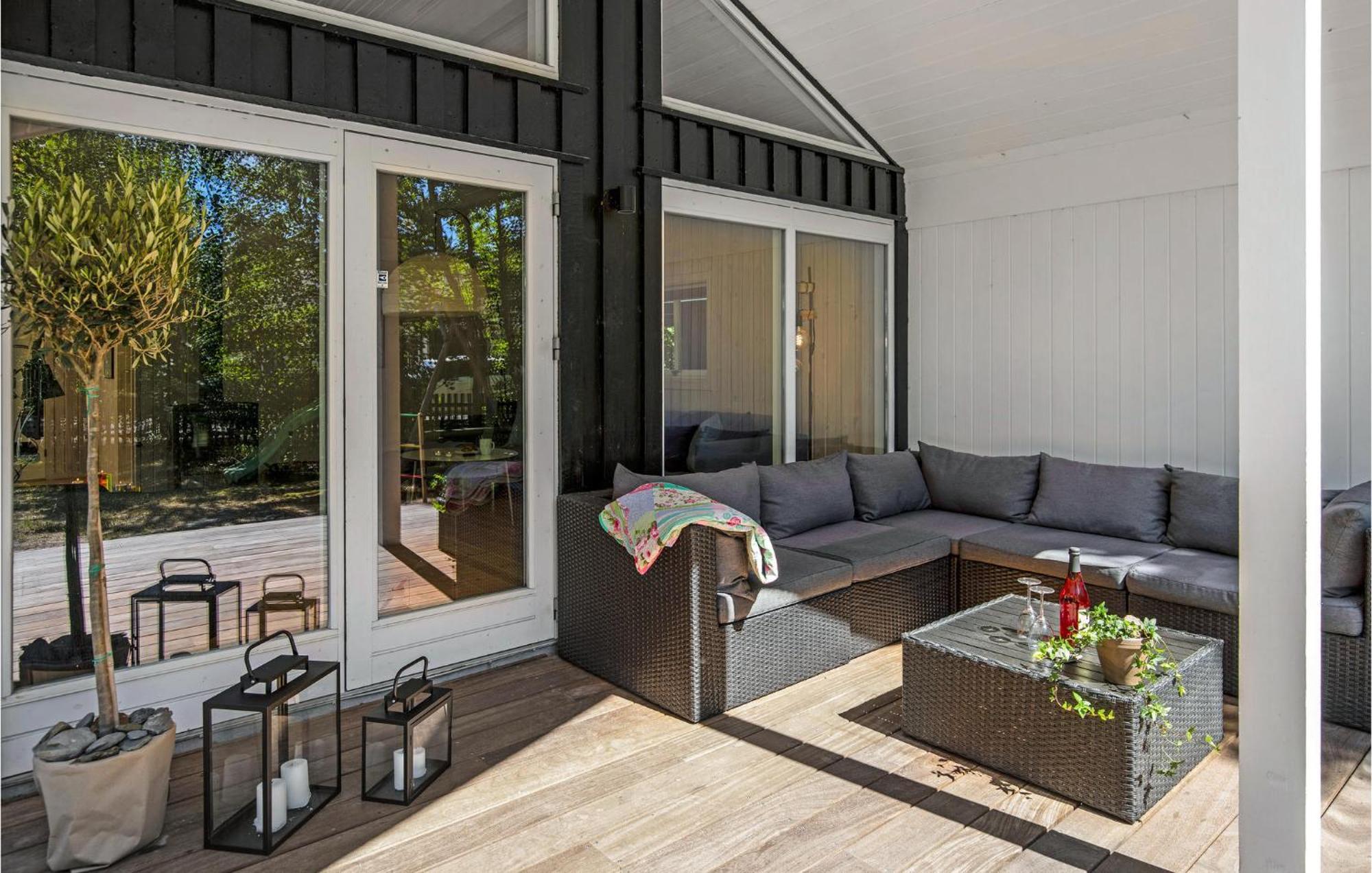 Awesome Home In Nexo With Sauna Snogebaek Екстер'єр фото
