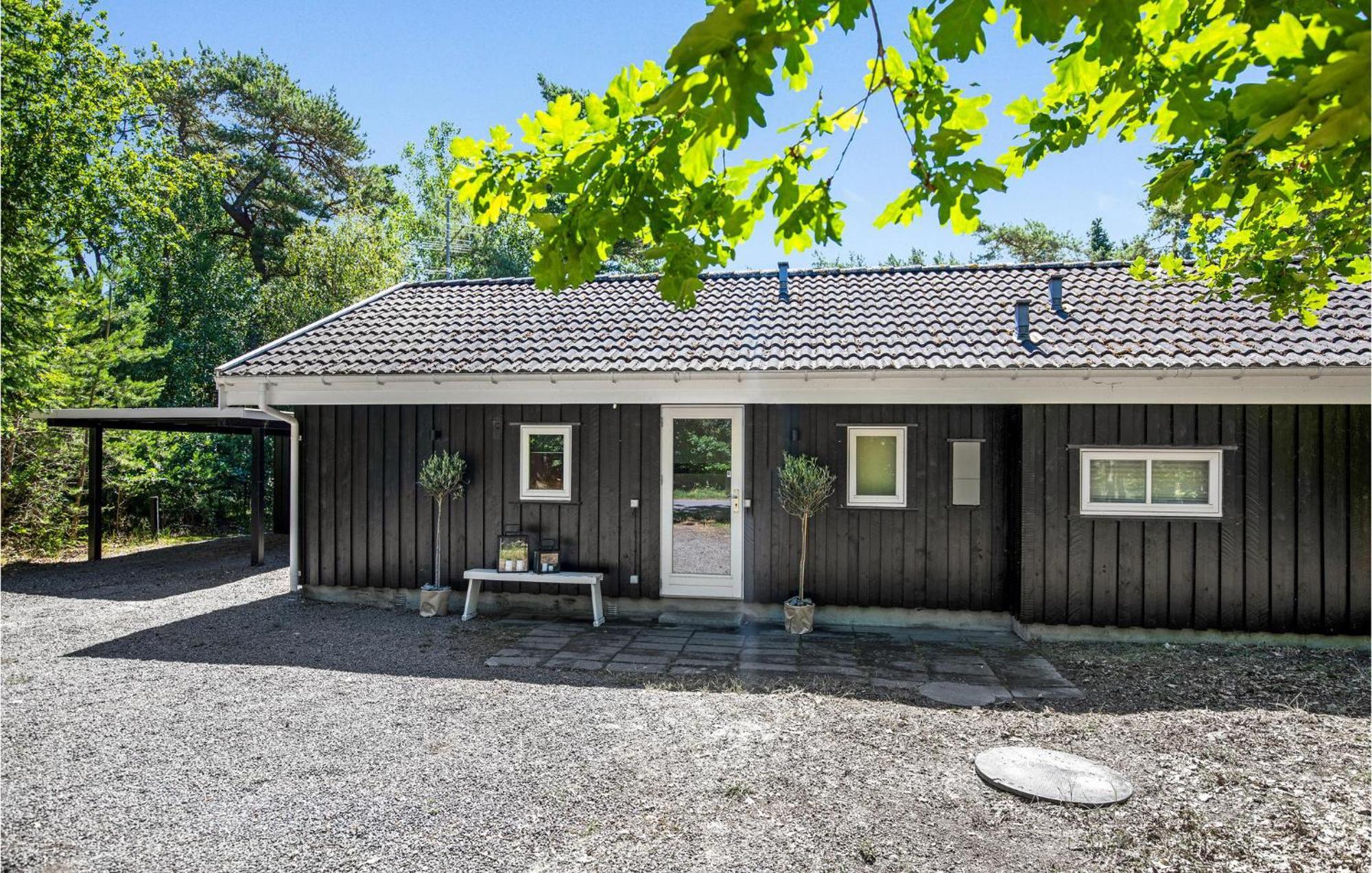 Awesome Home In Nexo With Sauna Snogebaek Екстер'єр фото